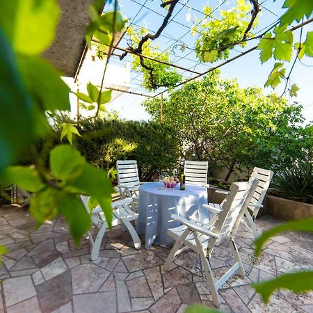 Apartment Bella Baška Voda Εξωτερικό φωτογραφία
